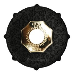 Prato Malik Pequeno Preto Fosco com Dourado