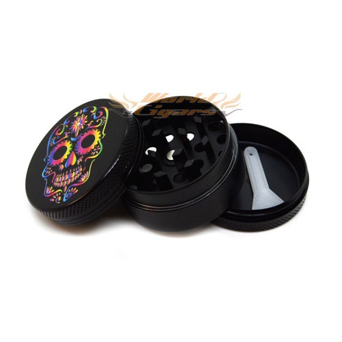 Triturador de Fumo em Metal Pequeno Preto Caveira